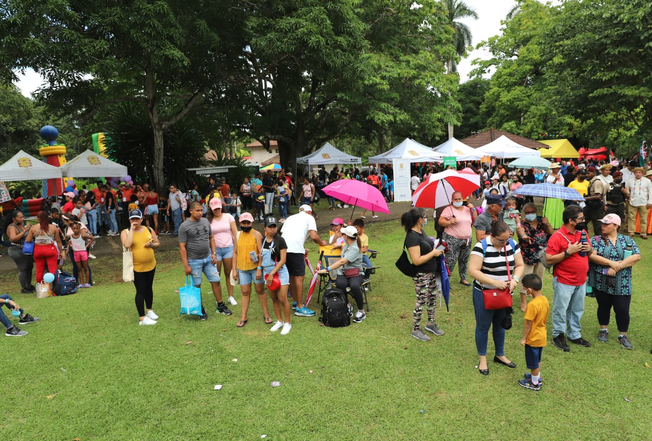 Más de 10 mil personas, entre niños, niñas y adultos, participaron hoy del Mupa Chiki Fest 2022, en el Parque Municipal Summit, para celebrar el Día del Niño y la Niña.