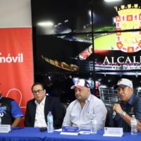 Alcaldía de Panamá consagra su apoyo al béisbol nacional