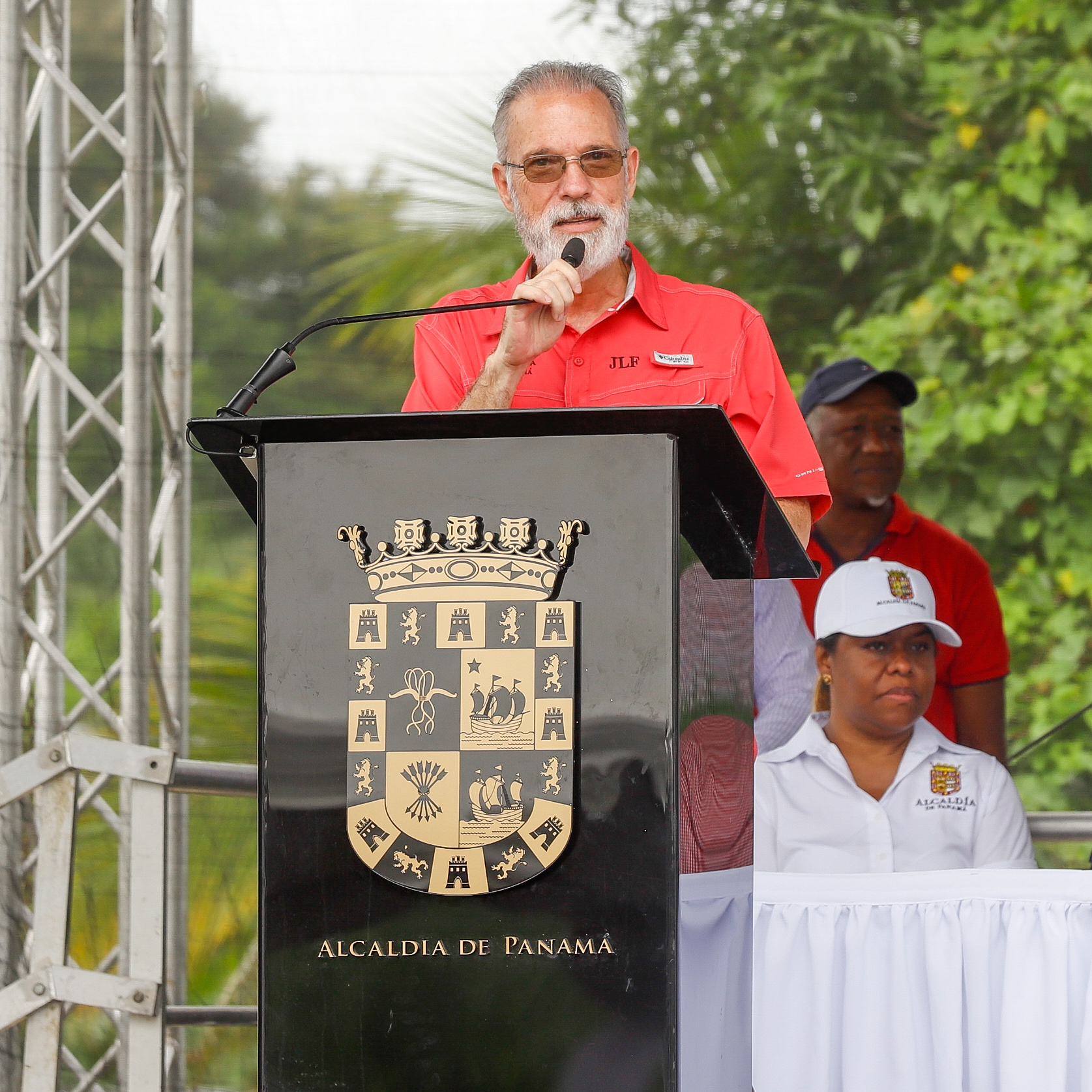 Alcalde anuncia obras de gran impacto social en Las Garzas