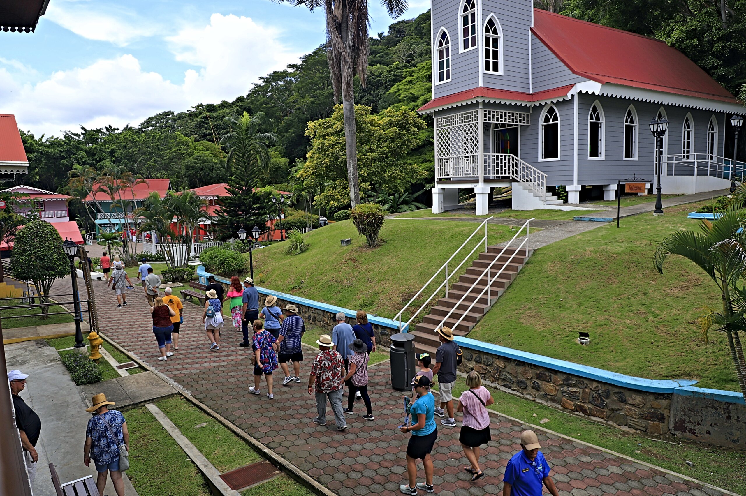 turistas mi pueblito